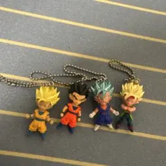ドラゴンボール キーホルダー 4体セット