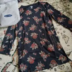 Old Navy 花柄 長袖チュニック ジップポケット付きのサムネイル