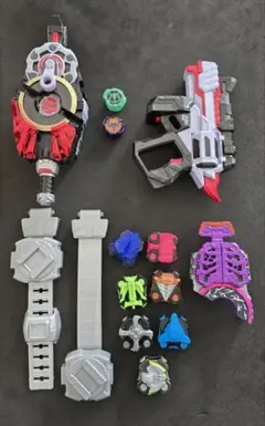 【豪華セット】仮面ライダーギーツ DXデザイアドライバー＆最強なりきりまとめ売り