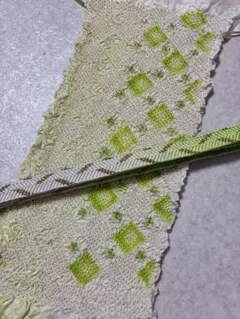 帯揚げ 帯締め 正絹　セット　絞り 黄緑 金糸 帯揚げ未使用タグ付 09151
