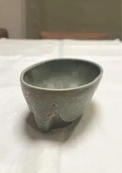 よしざわ窯　ゾウのお鉢　よしざわ窯器のサムネイル