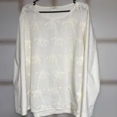studio CLIP 刺繍入りホワイト長袖Tシャツフリーサイズ美品