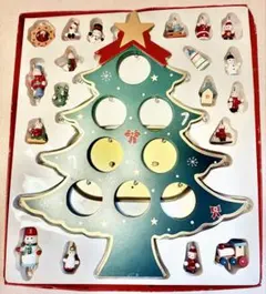 木製クリスマスツリーと飾り人形セット