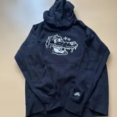 NIKE SB ブラックパーカー