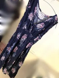 H＆M 花柄ノースリーブワンピース