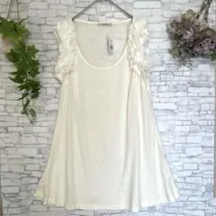 【新品】ピーチジョン⭐️フレアチュニック フリル袖 可愛い オフホワイト M-L