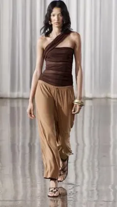 ZARAリラックスパンツ