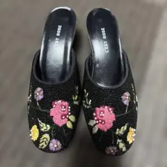 L'EST ROSE ビーズ刺繍 花柄 サンダルのサムネイル