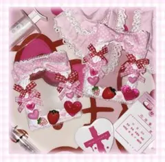 ピンクいちごトレカケース♡꒷꒦量産型 平成女児 ホイップデコ リボン