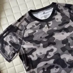adidas カモフラージュ柄 半袖Tシャツ Lサイズ