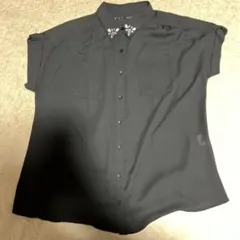Heather ビジュー付き 半袖ブラウス ブラックのサムネイル