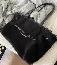 Item thumbnail for item bd41f9d7-666a-44b2-a10b-eedd254a1c97