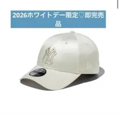 ニューエラ　9FORTY ラインストーン ニューヨーク・ヤンキース クローム