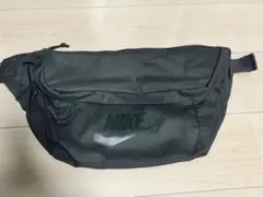 NIKE TECH HIP PACKBA5751ナイキ ボディバッグ【最終値下】