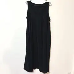 黒ワンピース S ノースリーブ シンプル 体型カバー 美ライン 着回し万能