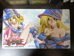 遊戯王 韓国限定 ブラックマジシャンガール プレイマット 公式 - メルカリ