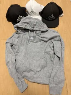 adidas 黒キャップ2個