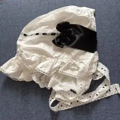 ボンネット1 白黒