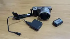 Sony α5100 SELP1650 レンズキット 国際版 多言語対応のサムネイル