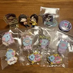 MANG キーホルダー 11個セット - メルカリ