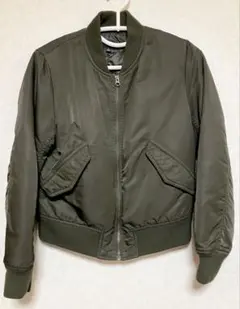 UNIQLO ユニクロ　MA-1 ジャンパー　ブルゾン　フライトジャケット