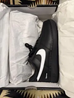 supreme Nike Air Force 1 Low SPブラック/ホワイト