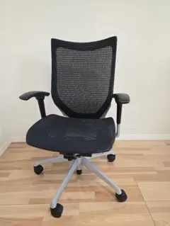 オカムラ バロンチェア メッシュ ハイバック 可動肘 ブラック