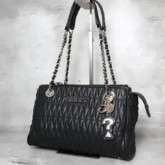 0459 GUESS ゲス ハンドバッグ キルティング チェーン 黒 シルバーのサムネイル
