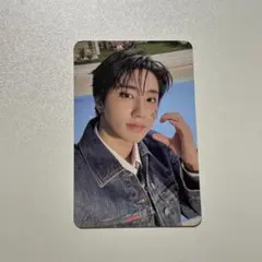 Item thumbnail for item 0b427606-5914-4e12-a23a-db1d3176077c