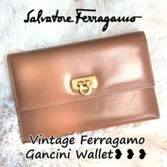 Ferragamo 三つ折り財布 ガンチーニ ヴィンテージ レザー キャメルのサムネイル