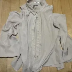 MURUA ベージュ 長袖シャツのサムネイル