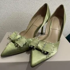 Manolo Blahnik ハンギシ グリーン ビジュー 38 - メルカリ
