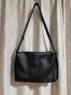 イアパピヨネ 本革2WAYレザーショルダーバッグ