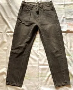 Item thumbnail for item d14c85f7-0d35-4629-b225-4244212bfcc1