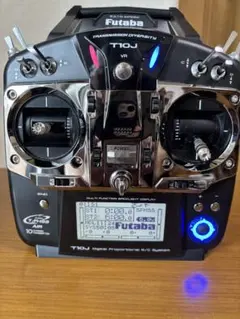 Futaba T18SZ プロポ 送信機本体飛行機用 と充電器中古品 - メルカリ