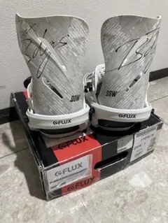 2025年最新】FLUX モデル年式：18-19モデル スノーボード