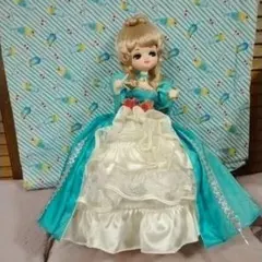 ドレス一旦閉店セール◇手縫いリカちゃんドレス◇ベルサイユ◇マリー