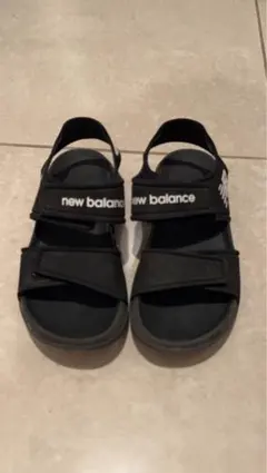 new balance ブラック サンダル　サイズ19