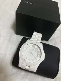 最終お値下げ【箱あり】 MARC BY MARC JACOBS ホワイト 時計のサムネイル