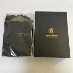 阪神タイガース 2026 SEASON SEAT パーカー L サイズ非売品