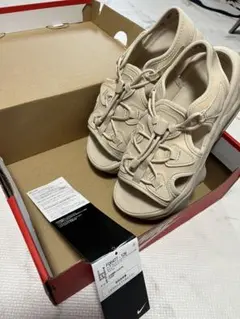 Item thumbnail for item 5695a7d0-fa8f-4bdf-bee7-cbbc8c38052e