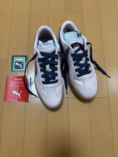 PUMA プラットフォームスニーカー ピンク/ネイビー