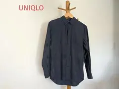 ダークブルーシャツ　胸ポケット付き　ユニクロ　綿100%　やや厚手　美品