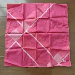 バーバリー　大判ハンカチ　赤　ピンク