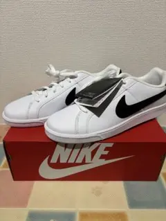 NIKE コートロイヤル　 ナイキ