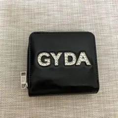 ラウンドファスナー 折り財布