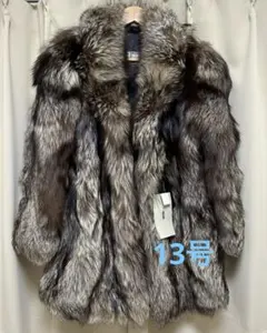 新品】【13号】シルバーフォックス ファーコート 留め具・3カ所 - メルカリ