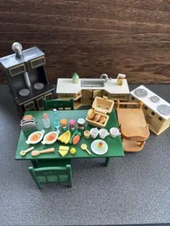 シルバニアファミリー　緑の家具　キッチン　小物セット