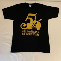 GIRLS und PANZER 5th ANNIVERSARY Tシャツ　美品
