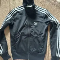 adidas トラックジャケット　グレーx黒のサムネイル